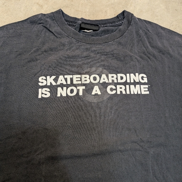 VTG 90s Creature Skateboarding Shirt Mens L? Fading Flaws NHS - Picture 3 of 11